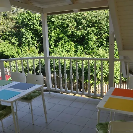 Villon Apartmanhaz Apartament Balatonlelle